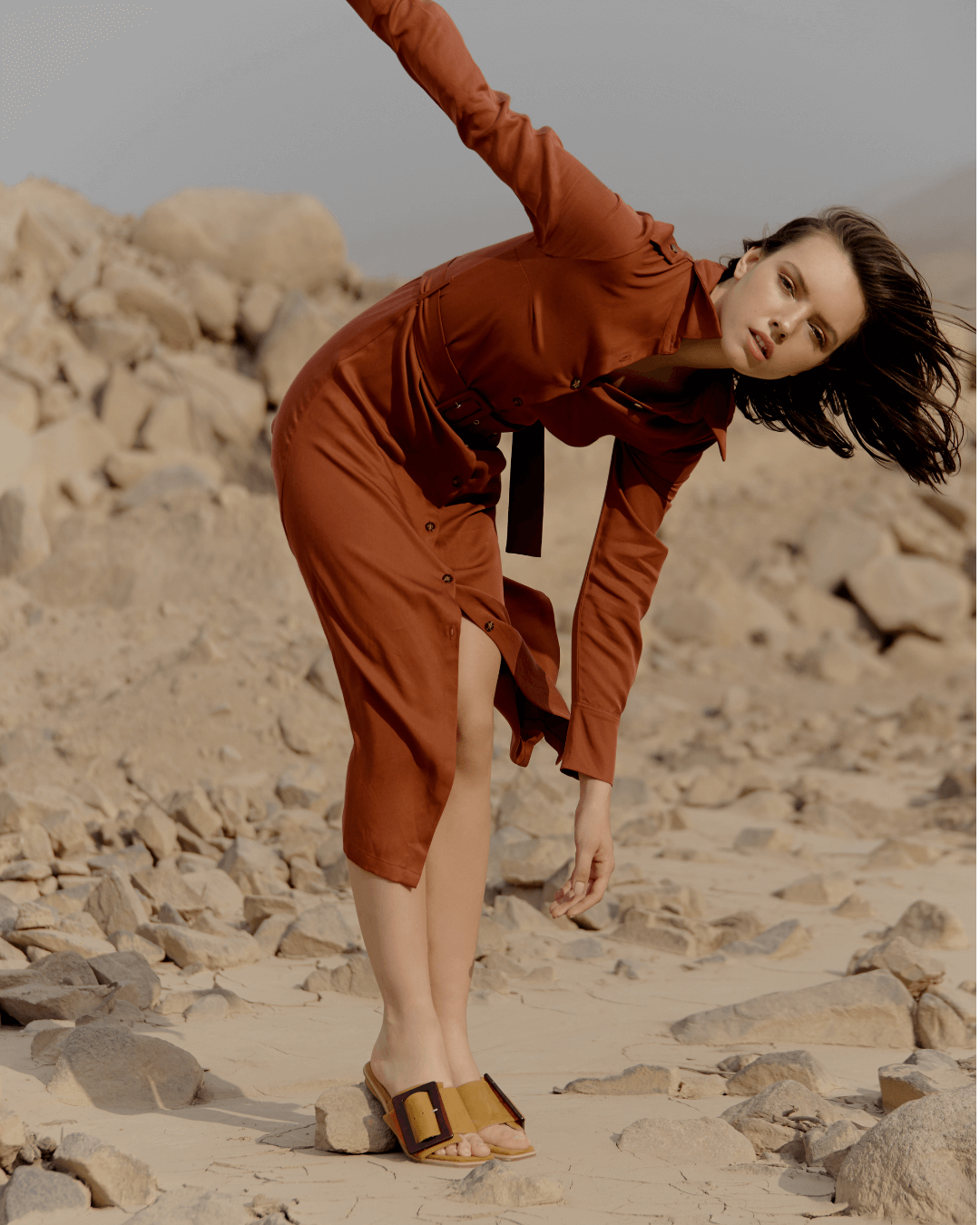 Sandalias Dana Mostaza