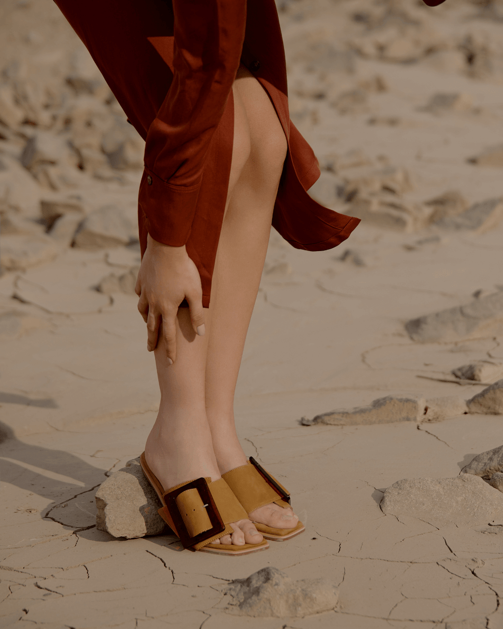 Sandalias Dana Mostaza