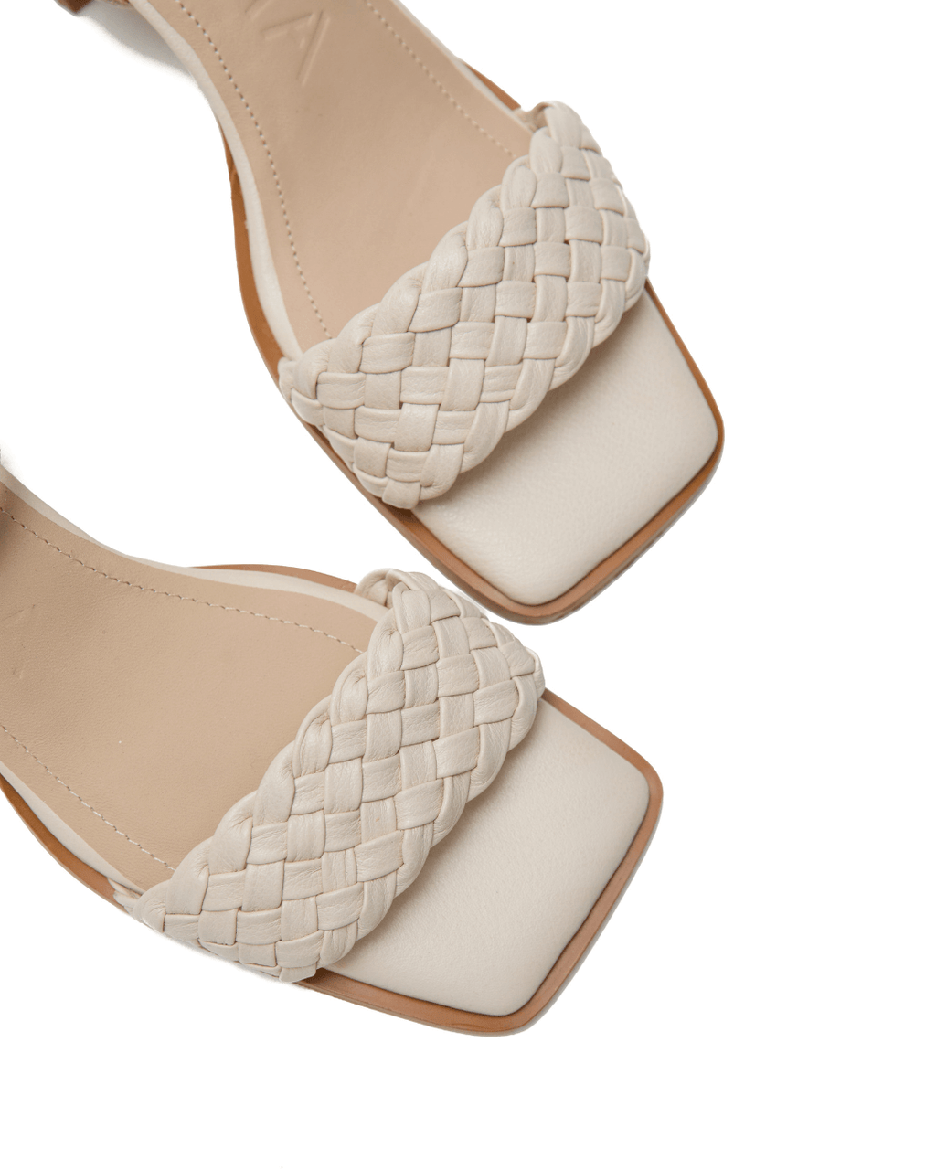 Sandalias Tacos Elara Beige