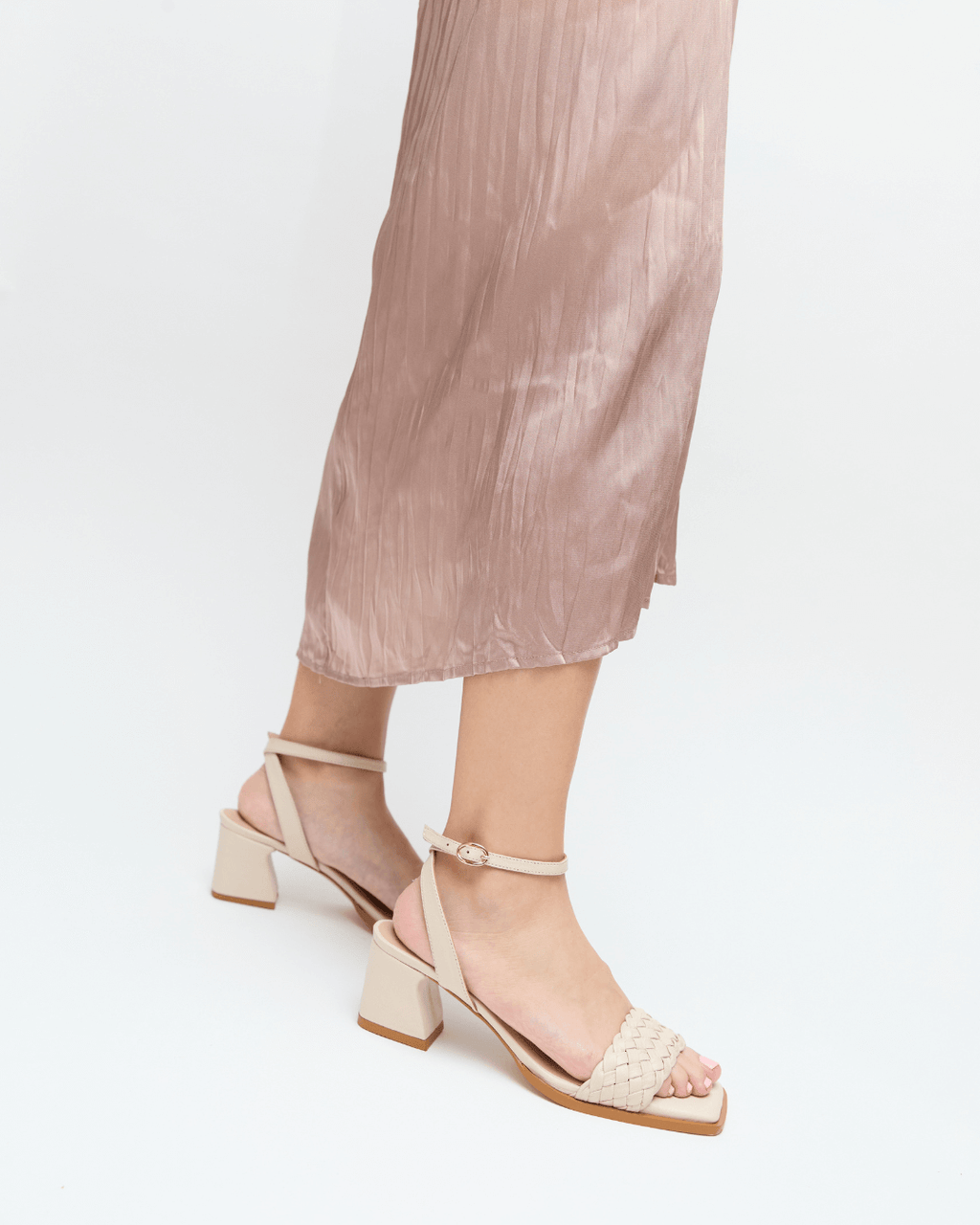 Sandalias Tacos Elara Beige