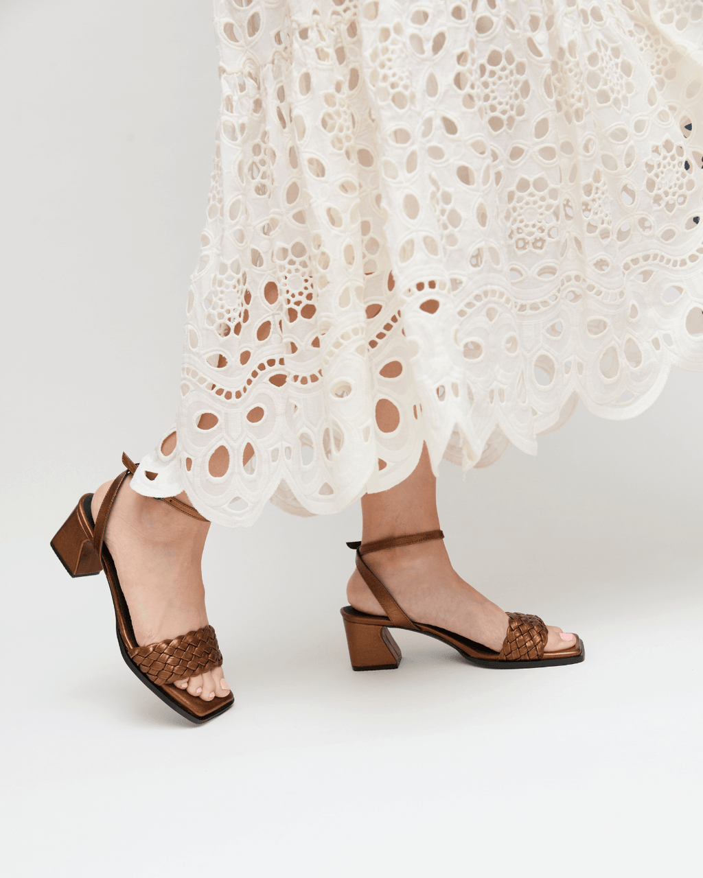 Sandalias Tacos Elara Bronce