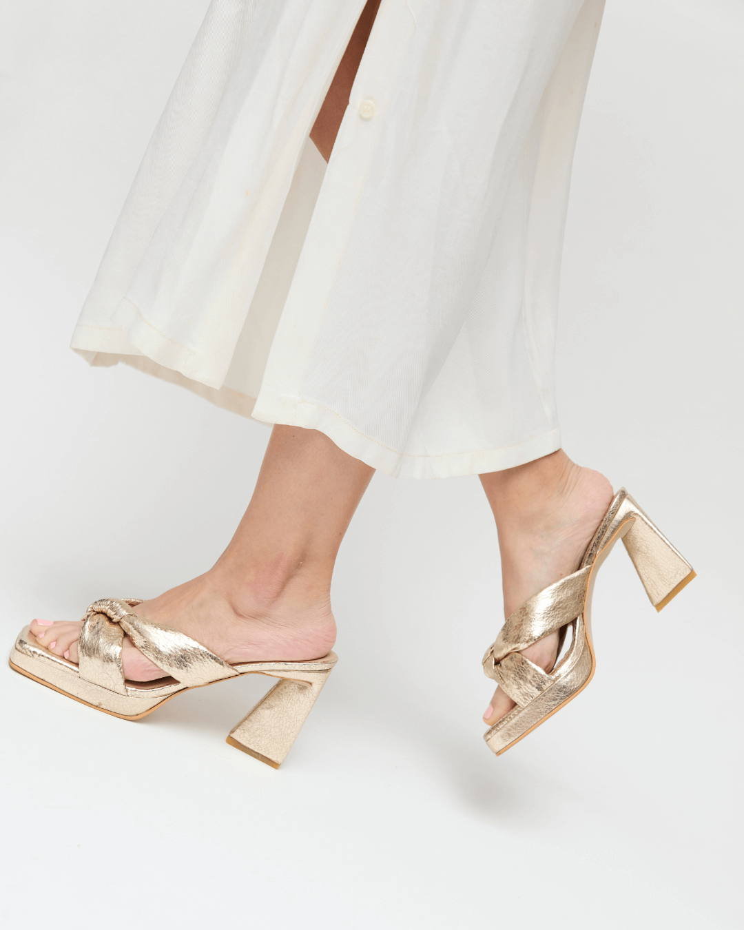 Sandalias Maia Dorado