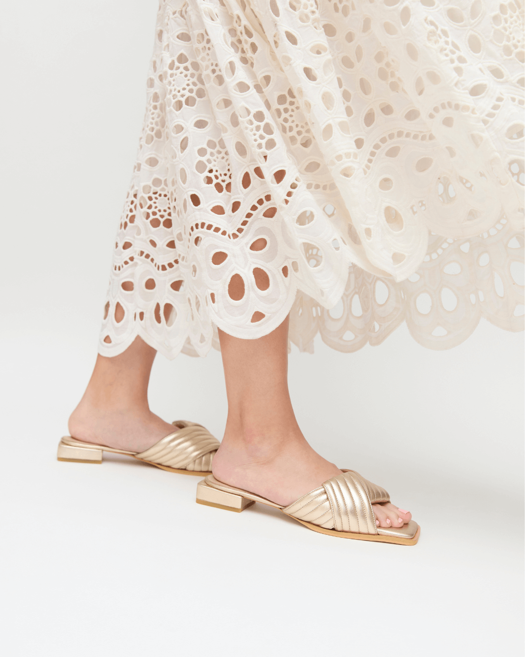 Sandalias Larissa Dorado