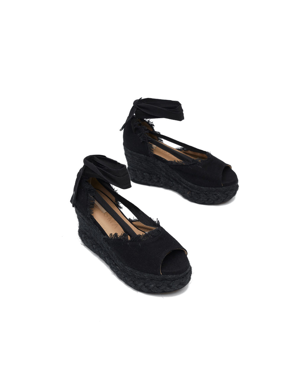 color:Negro