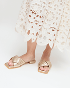 Sandalias Larissa Dorado