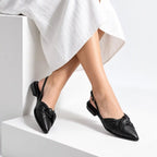 color:Negro